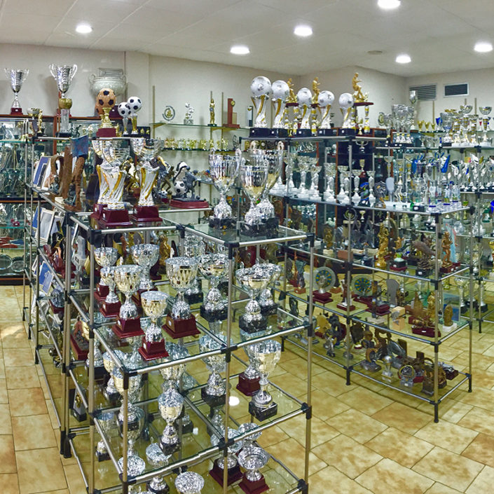 SALA D'EXPOSICIÓ I VENDA